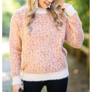 BLUSH PINK LEOPARD SWEATER